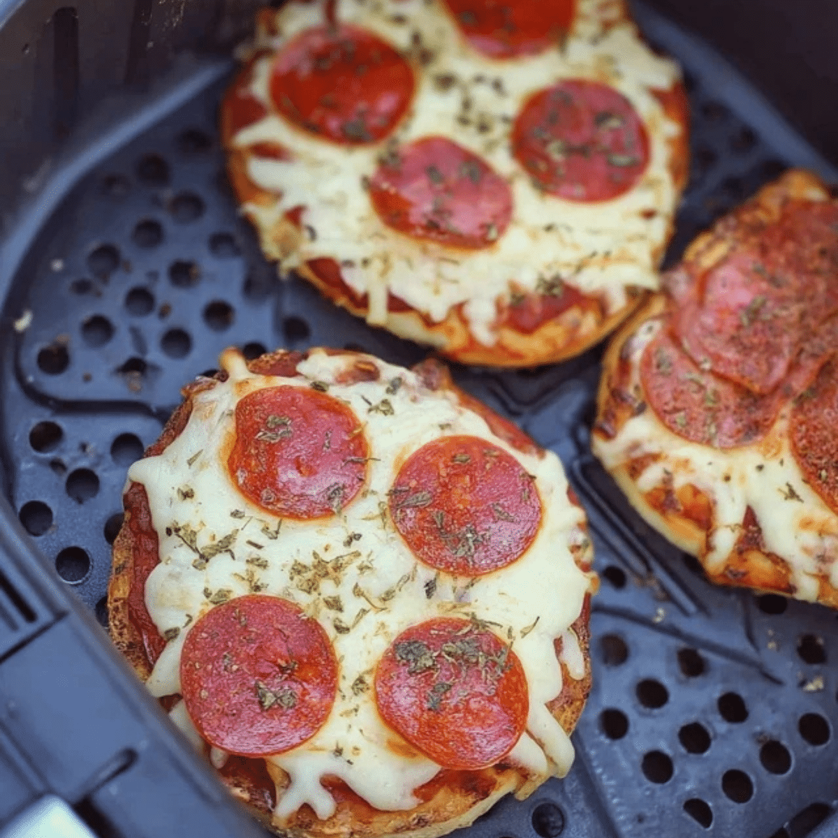 Air Fryer Bagel Pizzas
