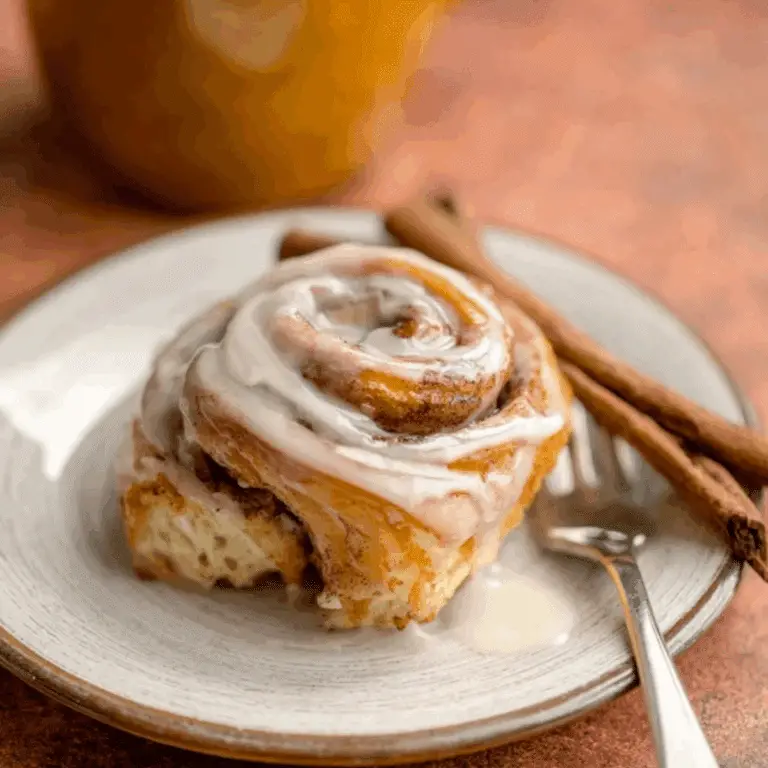 Pumpkin Cinnamon Rolls